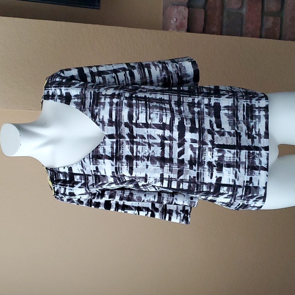 RACHEL Rachel Roy V-Neck Abstract Print Blouse SIZE: XS